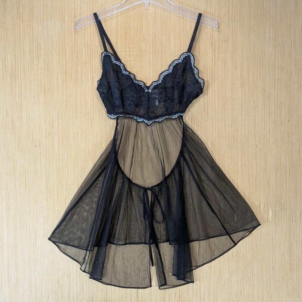 Victorias Secret Black Lace Sheer Mesh Babydoll Chemise Lingerie M Open Back